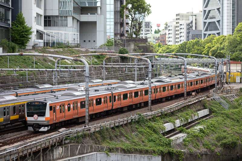 中央線グリーン車、開始前の無料乗車はなぜ?お試し期間の理由は?
