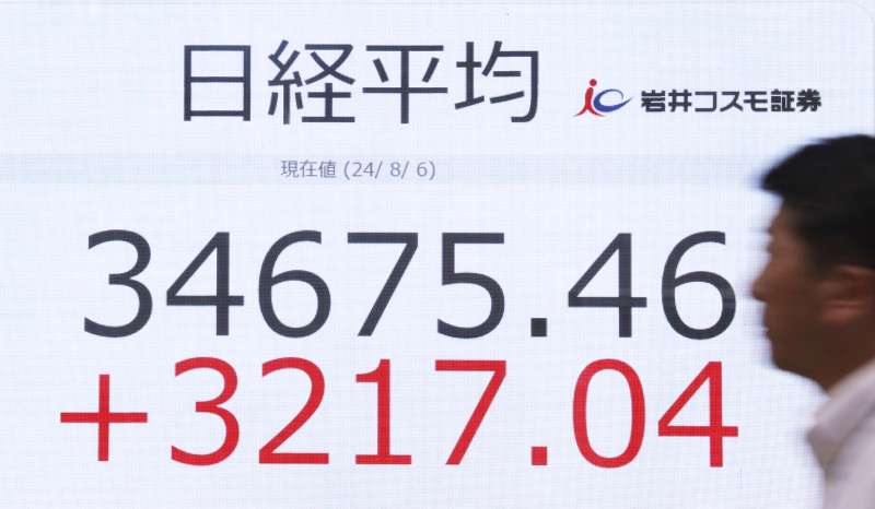 長期金利1.575%は低い?なぜ入札低調で上昇圧力?