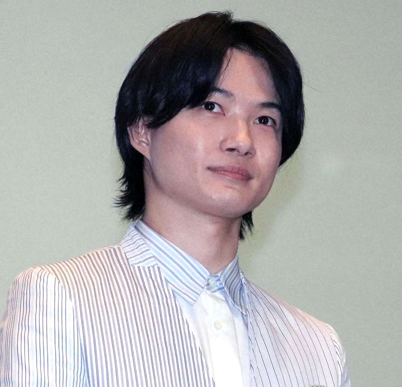 松本人志不在で、お笑い業界の未来はどうなる?野田クリスタルの予言は?