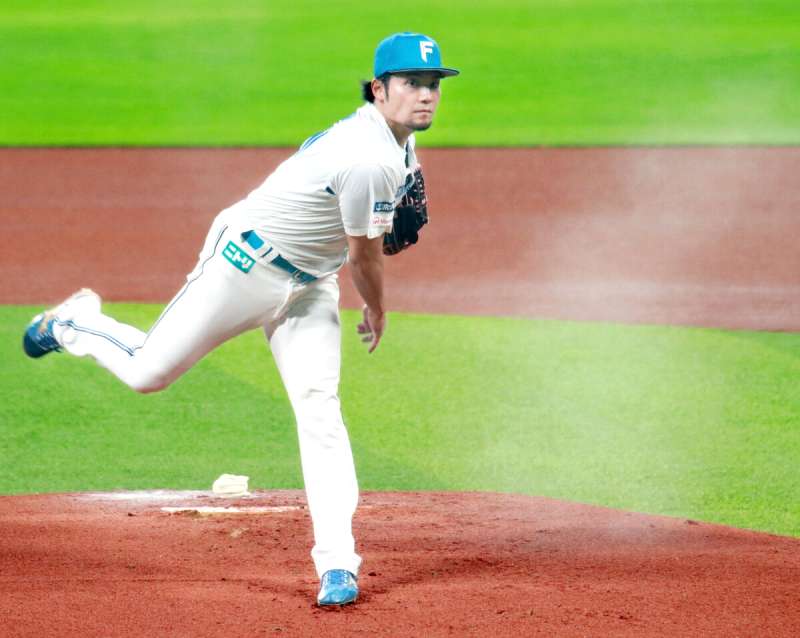 伊藤大海の新球「キックチェンジ」の感触と、キャッチャーとの連携の難しさは?